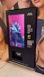 50INCH TOUCHSCREEN VENDING MACHINE